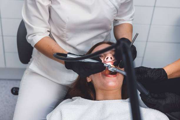 Best Urgent Tooth Repair  in Commerce, CA
